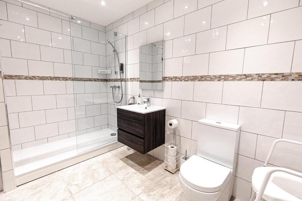 North Beach House - 3 Bedroom Fully Equipped Spacious House Perfect For Family Getaways In Bridlington Exterior foto