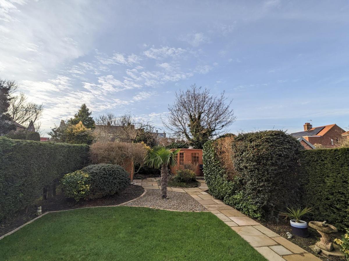 North Beach House - 3 Bedroom Fully Equipped Spacious House Perfect For Family Getaways In Bridlington Exterior foto